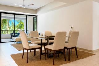 Family Luxury & Beach Club in La Isla, Acapulco - 1