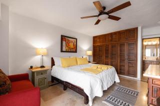 Ocean view 2Br Condo-Balcony-Beach-Pool - 212 - 4