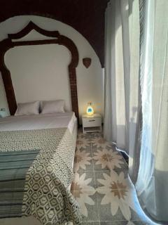 Habu Terrace Guesthouse - 8