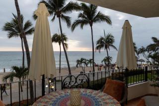 Ocean view 2Br Condo-Balcony-Beach-Pool - 902 - 4