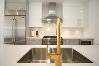 Brand New, Luxurious and Spacious 4 Level Townhouse - 2