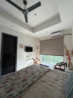 Kutumb living premium stay, banquet & cafe - 3