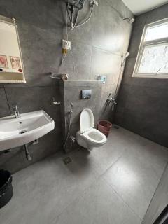 Kutumb living premium stay, banquet & cafe - 6