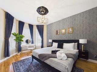 The Dakin Estate 4BR Speakeasy Duplex - 9