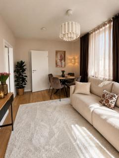 Zentrum Apartments Private Terrace, Near Metro, 24h Self Check-in - Smart TV - Nuremberg - 1