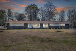 Newly Remodeled Home Minutes from MTSU Short drive to downtown Nashville - 4