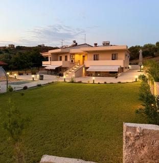 ΝΕΑΚΙΤΟΣ Luxury Apartments - 0