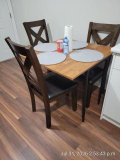 Private 2 bedroom suite close to everything! - 1