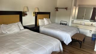 Holiday Motel - 5