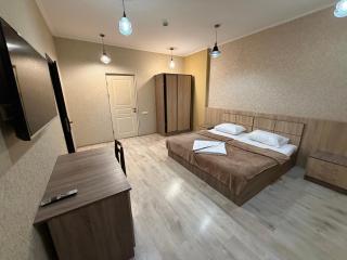 4 Rooms Guest House - 2