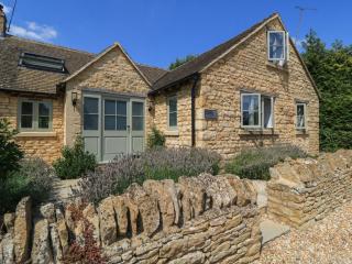 12 Manor Farm Close - 8