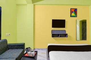 SPOT ON Gouranga Guest House - 1