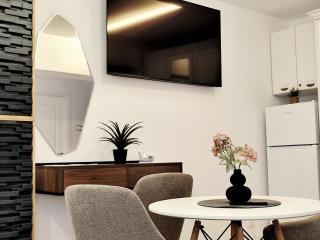 Verso Studio - 1
