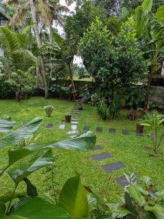 Nedunilath Homestay Maradu, kochi - 7