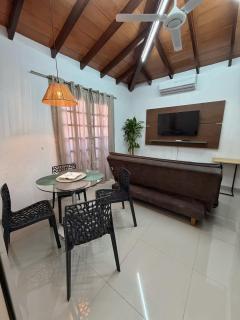 Amplio Departamento - Sauna y Jacuzzi privado - 2 habitaciones - Pasos de shoppings importantes - 4