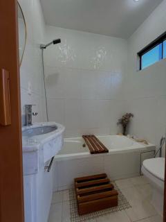Amplio Departamento - Sauna y Jacuzzi privado - 2 habitaciones - Pasos de shoppings importantes - 9