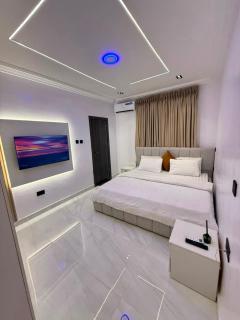 Beautifully decorated 3 Bedroom Shortlet House in Lekki, Lagos - 7