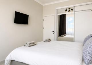 OASIS, Charming 1BD apartment with living room - 6