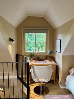 Uniq Log House, Private Garden, Artist Road - 4