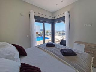 Hillside Luxury Villas by NRAS - 6