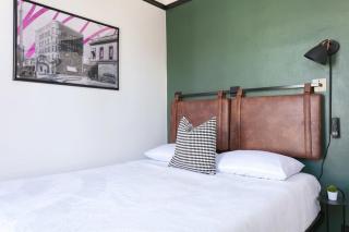 Gaslamp Quarter suite Modern Comfort & Style - 3