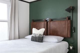 Gaslamp District Gem Studio with Private Entrance - 3