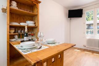 Apt Paccard305 Central Chamonix Studio, near Brevent lift for 2 - Happy Rentals - 3