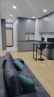 Modern City Apartment - 9