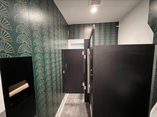 Renovated Gaslamp Suite WiFi & AC - 3