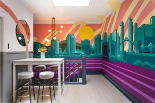 Private suite Retreat Kitchenette & Fast WiFi - 6