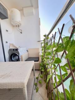 Beachfront 2BR Balcony Pool Atlas Mtn View Surf - 7
