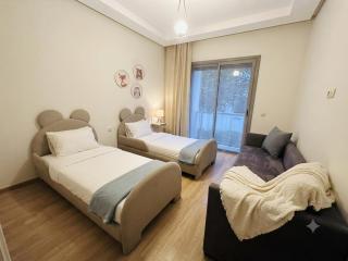 Luxury Spacious Poolside Terrace 2 Bedrooms - 9