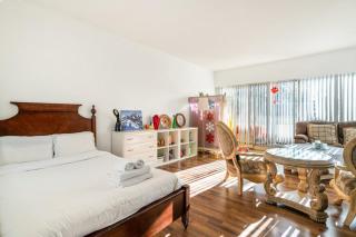Central Vancouver 1BD Close to Transit - 1