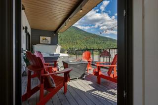 Selkirk Staytion - 2 Bed - Private Hot Tub - 1