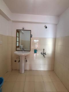 Zotpa Hostel - 8