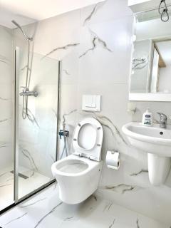 Aura Apartment - 3