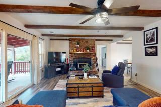 The Firelight Lodge - 3