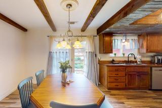 The Firelight Lodge - 1