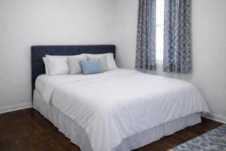 Affordable Home near the 606 - 8