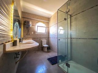 The Manor - 5
