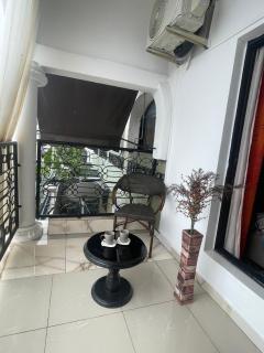 Une Chambre Salon avec Balcon - 3