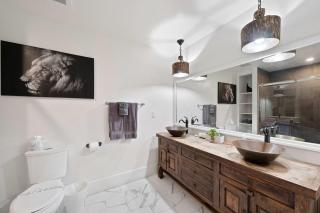 Historic Downtown Loft Sleeps 8 Near Gaslamp - 8
