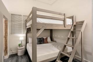 Historic Downtown Loft Sleeps 8 Near Gaslamp - 5