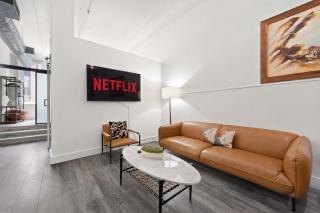 Historic Downtown Loft Sleeps 8 Near Gaslamp - 4