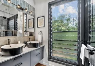 Creekside Cottage, pet friendly w pool - Perwillowen - 5
