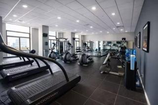 29th Floor 2BR Grant Park Suite with Balcony, Gym - 7