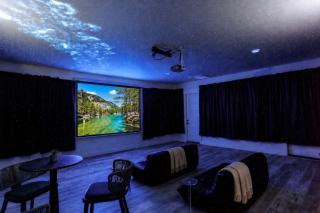 Heated Pool Movie Theater Hot Tub Games Sleeps 28 - 9