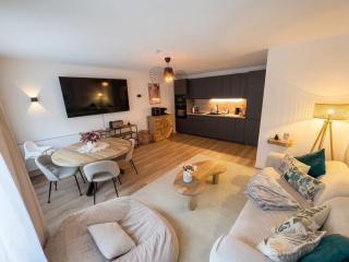Cozy Apartment mit Terrasse I Arcade I 75 TV - 0