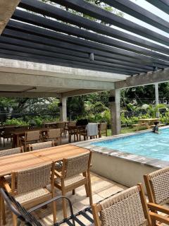 Oasis in the heart of the city 2 Bedroom Apartment - 8