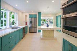 Stunning Villa 2 Mins to Beach - Coral House - 2